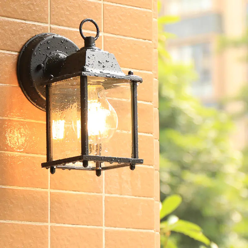 Chic LED Outdoor Wall Sconce