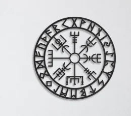 2-Piece Nordic Compass Metal Wall Décor