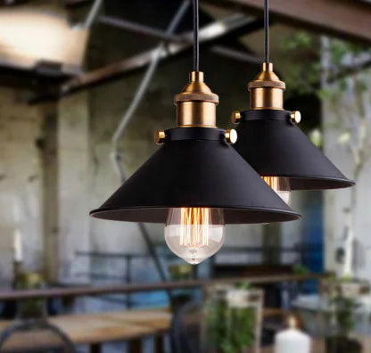 Classic Elegance Pendant Lamp - Minimalist