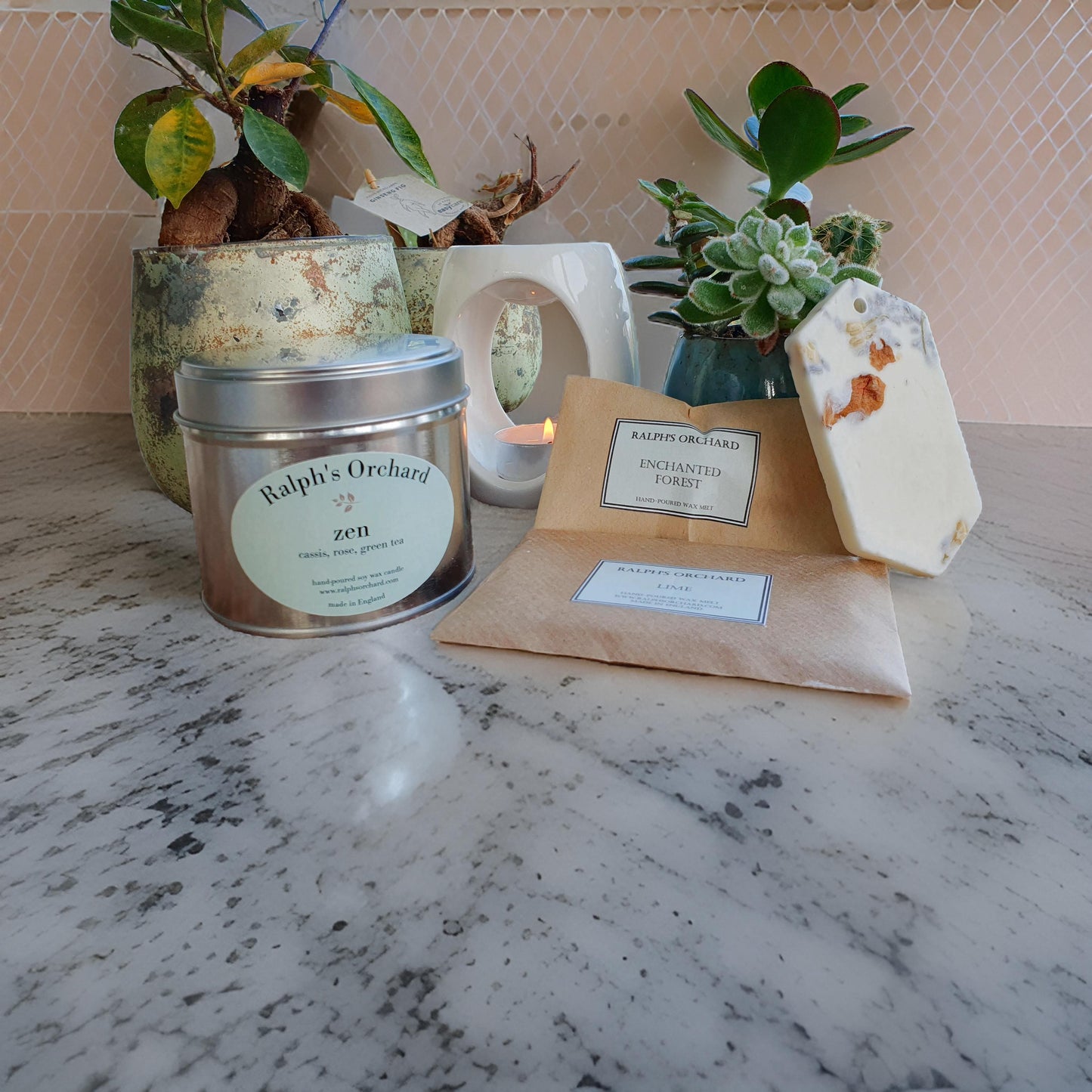 Thoughtful gift set | Natural candle | Botanical wax melts-0