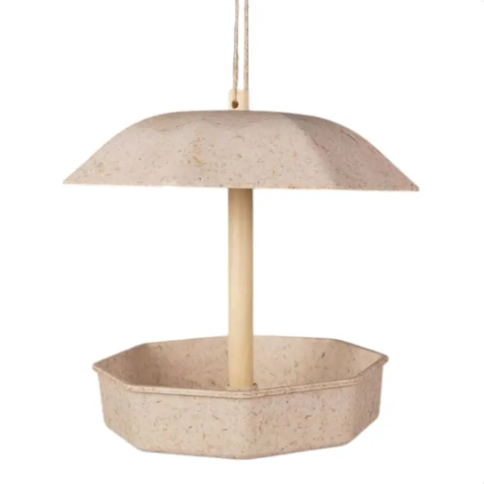 Sustainable Mealworm Feeder