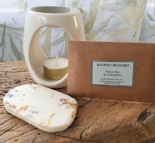 Wax Melt Starter Kit – Burner, Soy Tealight & Scented Melt